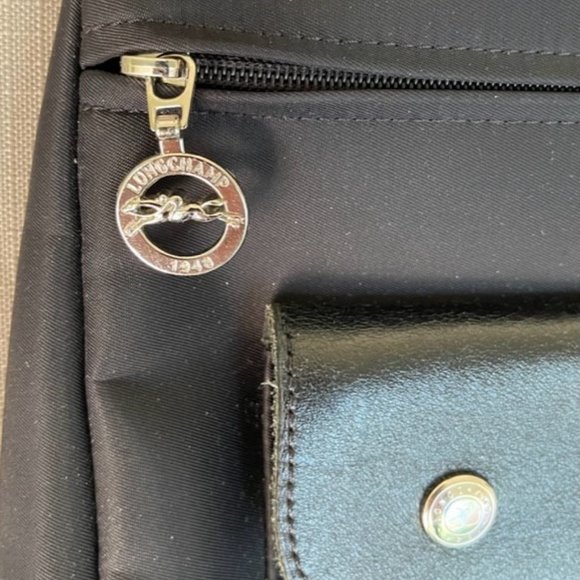 Longchamp Vintage Crossbody Messenger Bag - Unisex - Picture 4 of 6